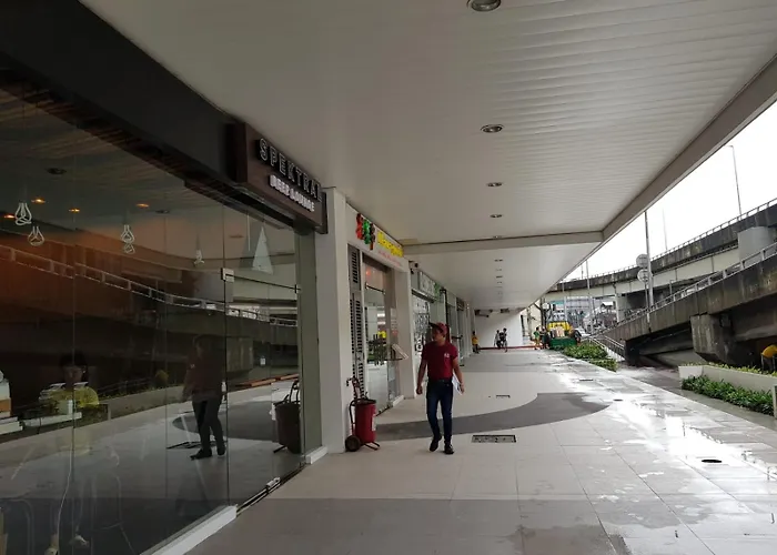 Apartment Unit At The Beacon Makati Near Greenbelt *