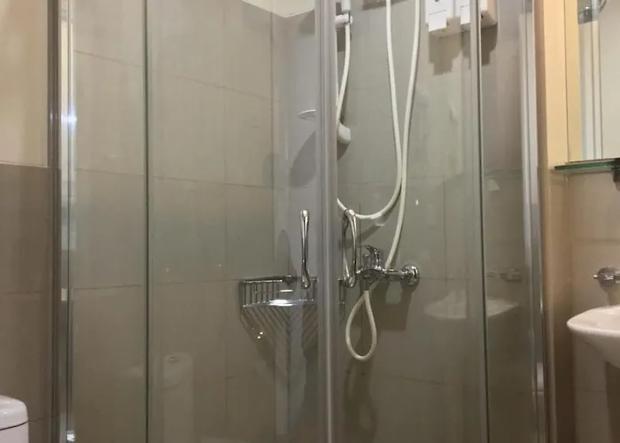 Unit At The Beacon Makati Near Greenbelt *